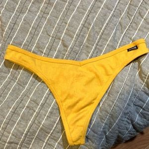 VICTORIAS SECRET P.I.N.K. Mustard Yellow Cotton Thong Panties Size:M